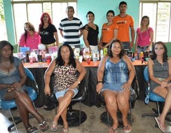 Foram realizados cerca 1380 atendimentos a aproximadamente 400 mulheres durante a semana  