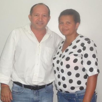 Prefeito de Arapoema Assilon Soares Filho e Elisângela Sousa