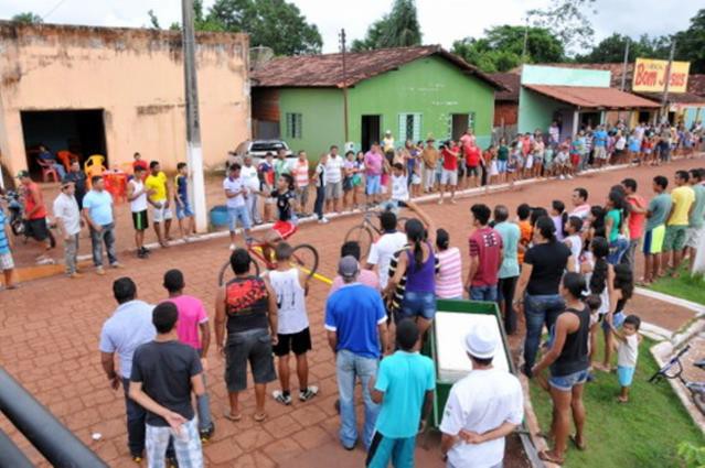 Nas festividades, cerca de 60 atletas competiram tanto no ciclismo como na maratona de rua