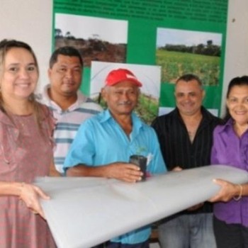 Os beneficiados foram os agricultores familiares da cidade que participaram do curso de olericultura orgânica.