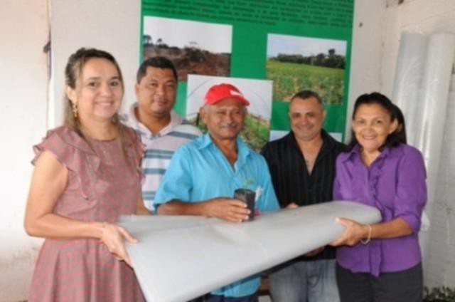 Os beneficiados foram os agricultores familiares da cidade que participaram do curso de olericultura orgânica.