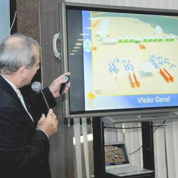 Presidente da Adtur, Omar Hennemann, apresenta projeto da Temporada de Praia 2013
