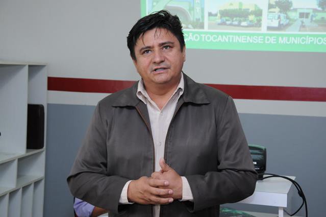Prefeito de Dianópolis, Regis Melo