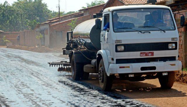 O material dispejado nas ruas é altamente impermeabilizante