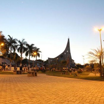 Praça e Igreja Imaculado Coração de Maria é um dos símbolos de Sítio Novo do Tocantins
