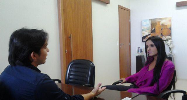 Com presidente da ATM, deputada discute projetos para municípios do Tocantins