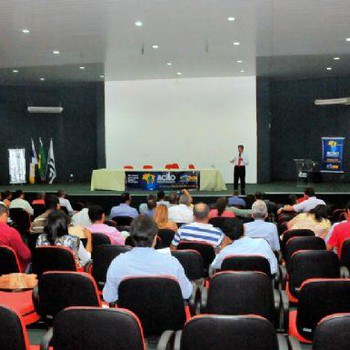 Encontro reuniu prefeitos, vereadores, secretários e demais agentes municipalistas