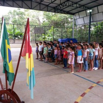 aulas inaugurais tiveram o objetivo de apresentar para pais, alunos e a equipe de funcionários a estrutura e o funcionamento de cada escola