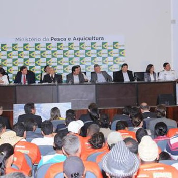 Na ocasião, o prefeito de Porto Nacional, Otoniel Andrade, representou os gestores contemplados com o programa.