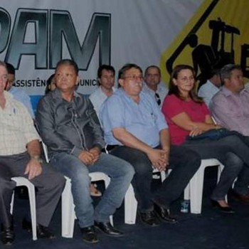Prefeitos durante a solenidade de lançamento do PAM em Formoso do Araguaia