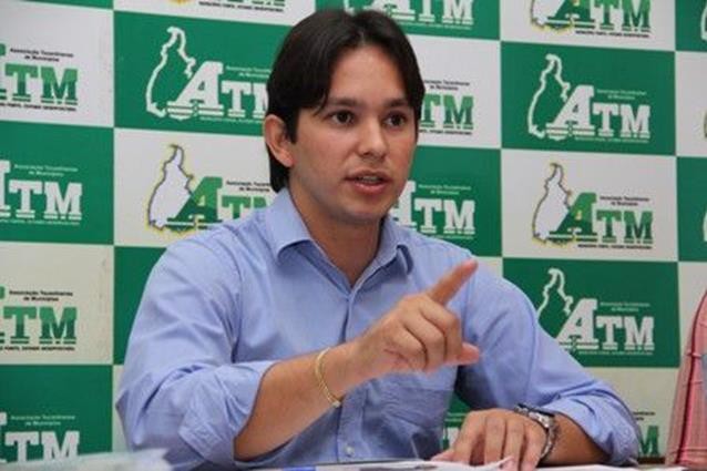 Leonardo Sette Cintra é prefeito de Almas e Presidente da ATM