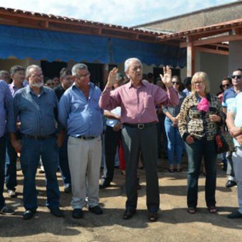 Com a contratação da empresa, três caminhões coletores trabalharão em dois turnos