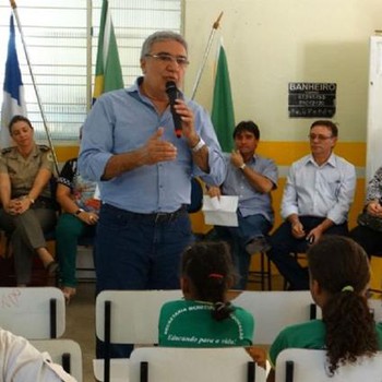 Prefeito Laurez tem buscado dotar todas as escolas municipais de melhor infraestrutura física