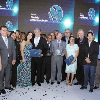 Prefeitos premiados na edição de 2014