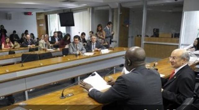 Prefeitos acompanham votação do relatório da MP 649/2014