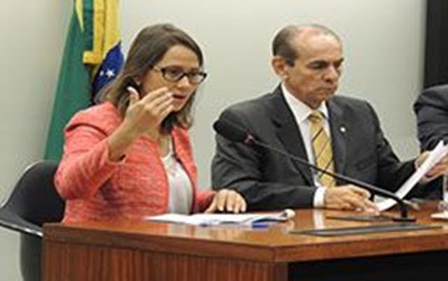 Prefeita de São Bento do Una (PE), representou o presidente da Confederação Nacional de Municípios (CNM) Paulo Ziulkoski