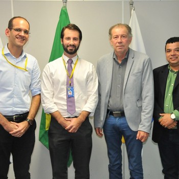 Gerentes da Superintendência do Banco do Brasil no Tocantins, juntamente com o presidente da ATM, João Emídio de Miranda, e secretário Executivo da ATM, Jailton Bezerra