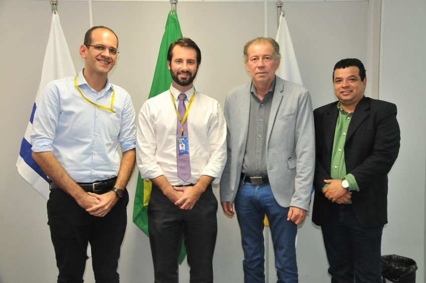 Gerentes da Superintendência do Banco do Brasil no Tocantins, juntamente com o presidente da ATM, João Emídio de Miranda, e secretário Executivo da ATM, Jailton Bezerra