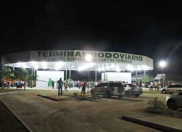 Terminal está localizado na saída para Cristalândia
