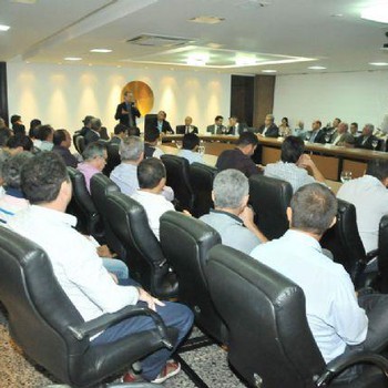 Reunião serviu ainda para abertura do diálogo entre prefeitos e Executivo Estadual