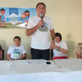 Prefeito Jairo Mariano destacou que o selo UNICEF auxilia o município a nortear as ações em prol de crianças e adolescentes