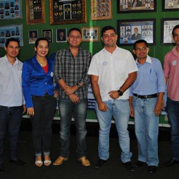 Prefeitos e representantes dos municípios discutem o funcionamento da UPA 24h de Crixás